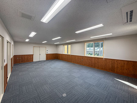 厚沢部町緑町ふれあいセンター事務所棟 内部B